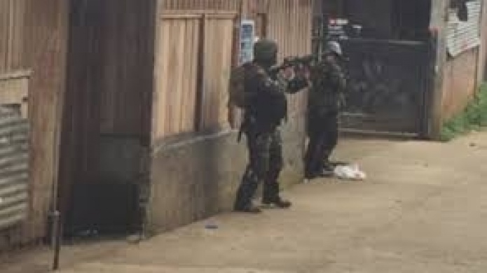 Video: El EjÃ©rcito filipino arrebata a los yihadistas posiciones claves en Marawi