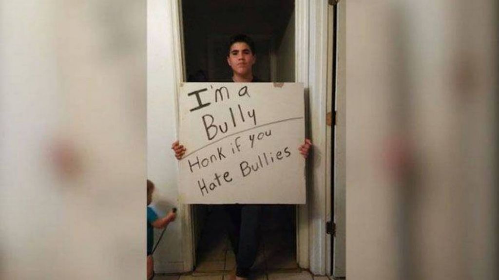  &iquest;Padre ejemplar o abusador? Se enter&oacute; que su hijo acosaba a otros ni&ntilde;os y as&iacute; lo castig&oacute; 