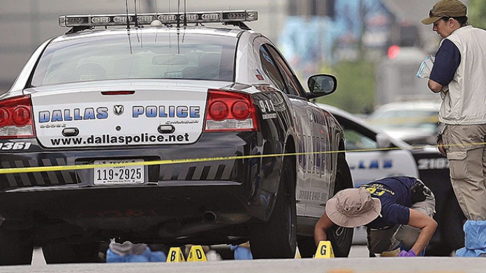 Analizan ataque de francotirador de Dallas