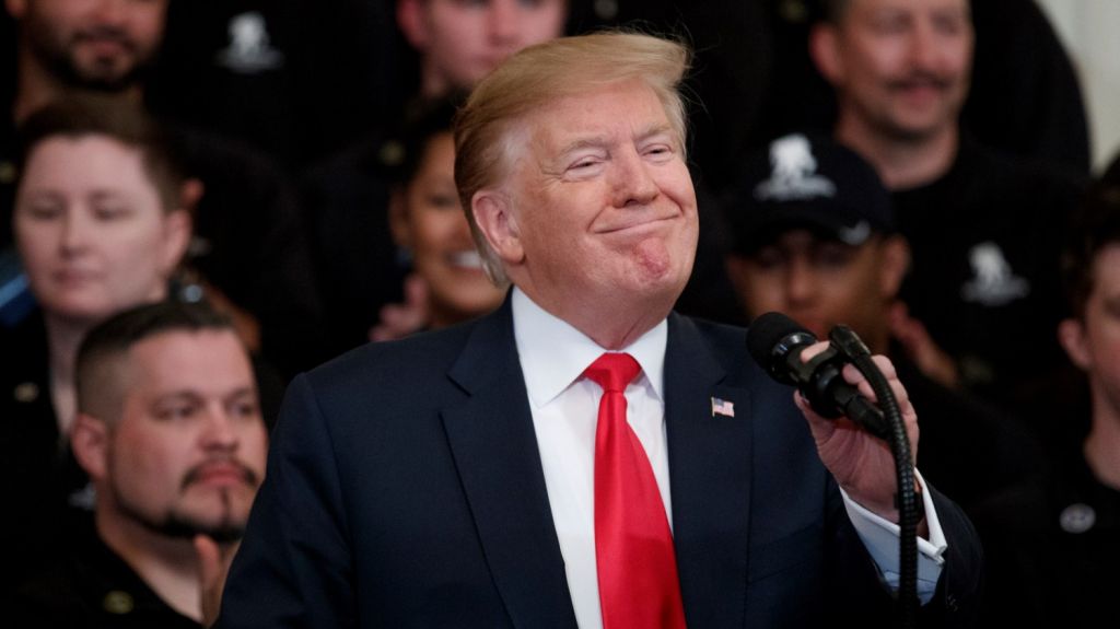  Mueller arroja dudas sobre la posible obstrucci&oacute;n a la justicia de Trump 