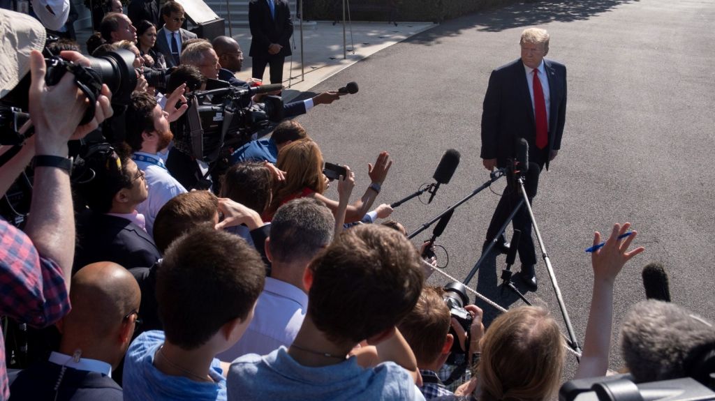  Trump impone nuevos aranceles a la importaci&oacute;n de productos chinos 