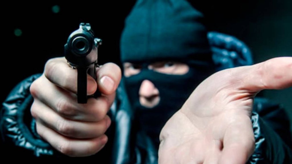  Roban a hombre en Toa Baja 
