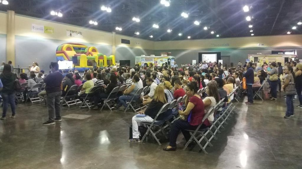  Mas de 20 mil personas solicitan la tarjeta de la familia en el mes de Marzo 