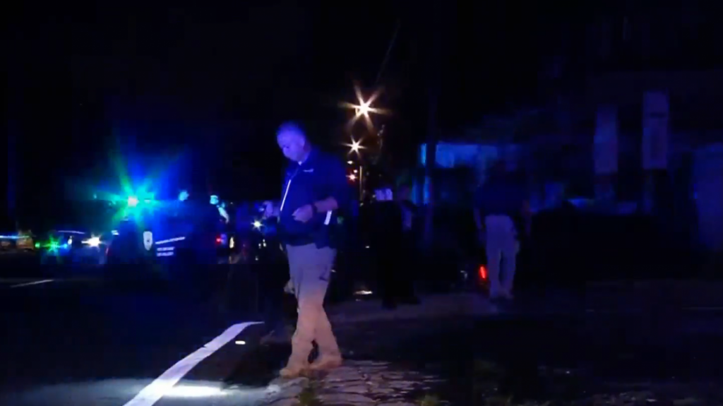  Video: Tiroteo en Toa Baja deja un conductor de motora muerto y un pescador herido 