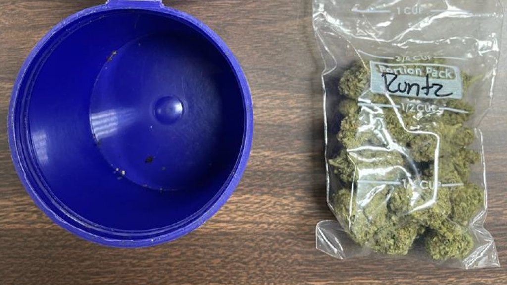  Arrestado con una bolsita de marihuana en Juana D&iacute;az 