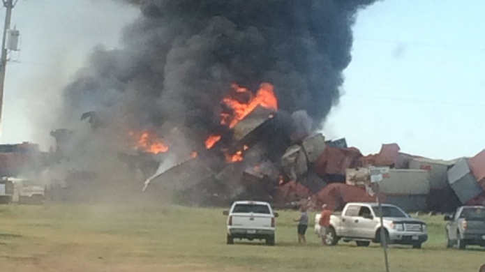 EE.UU.: Dos trenes de carga chocan en Texas