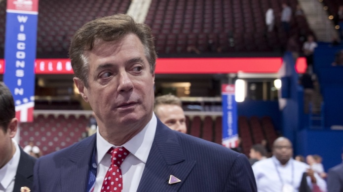 El FBI allana la casa del exjefe de campaÃ±a de Donald Trump