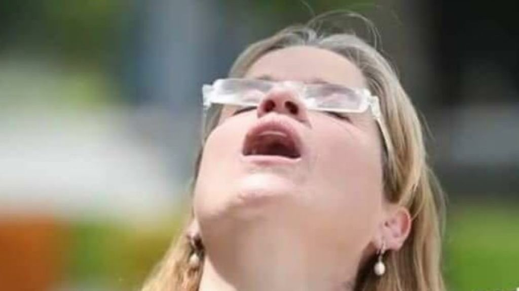  Le llegan los chavos a Yul&iacute;n para pagarle a sus empleados lo que les debe 