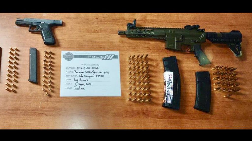  Hallan armas de fuego en residencial de Carolina 