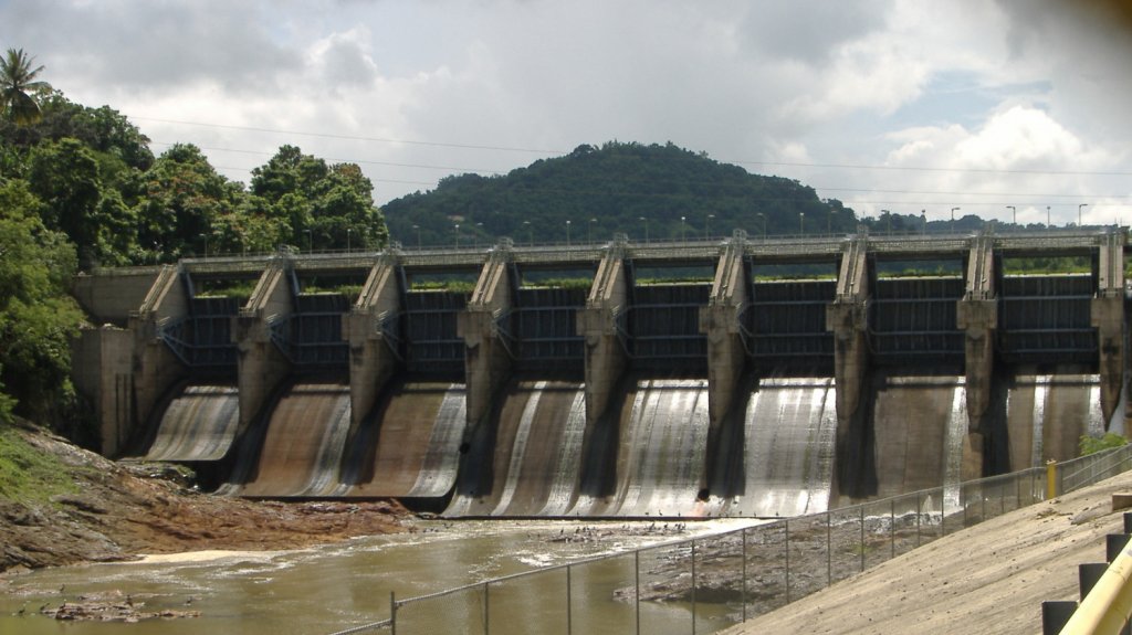  Video : Cientos de miles de personas amanecen sin agua o con bajas presiones en la zona metropolitana de San Juan 