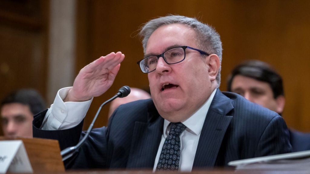  Trump revoca el plan de Obama para reducir la emisi&oacute;n de centrales t&eacute;rmicas 