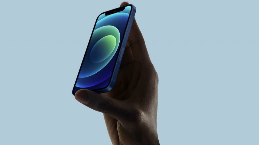  Apple limita la capacidad de carga inalámbrica para su iPhone 12 más barato 