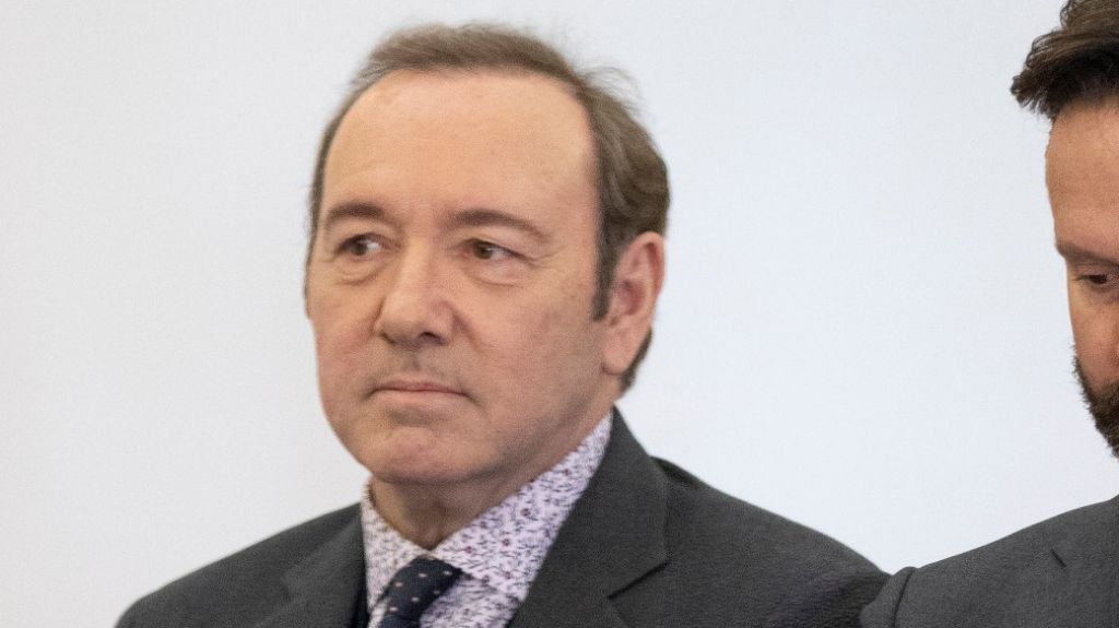  Kevin Spacey, ausente de vista preliminar del juicio en su contra 