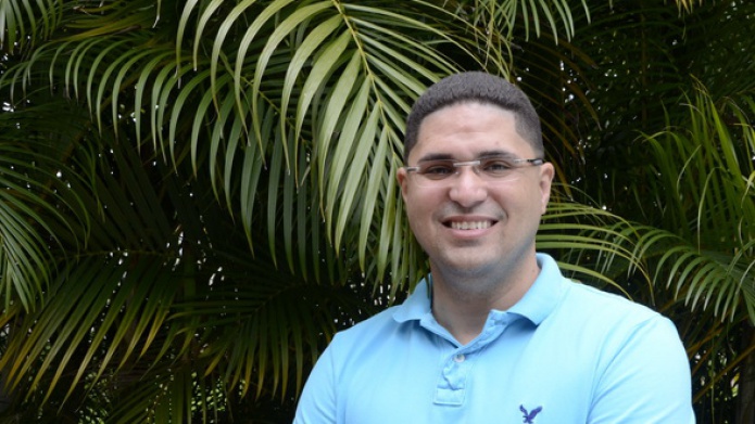 PNP certifica a Angito ColÃ³n para la alcaldÃ­a de Villalba