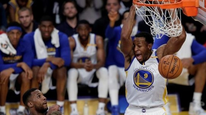 Los Warriors no contarÃ¡n con el lesionado Iguodala para el segundo partido ante los Spurs