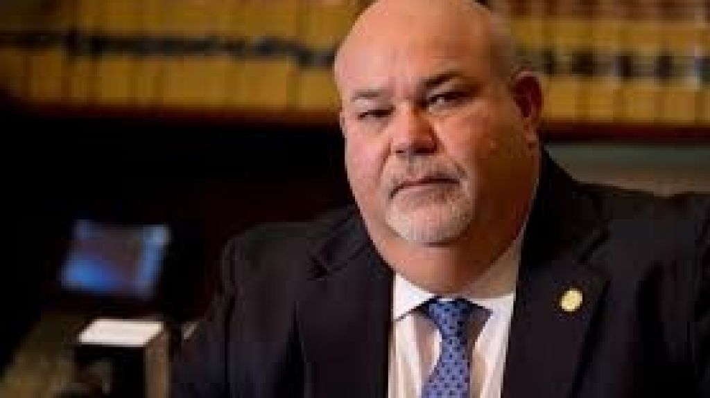  &lsquo;Johnny&rsquo; M&eacute;ndez y representante F&eacute;lix Lassalle agradecen al senador Henry Neumann esfuerzo sobre NCF 