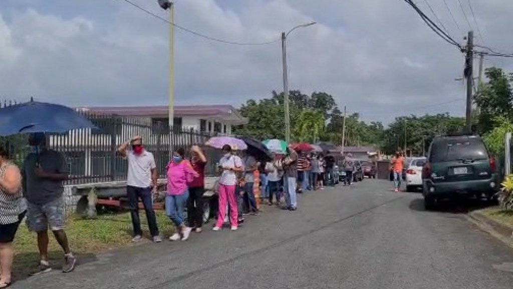 Video: Gran participaci&oacute;n en centro de votos en Bayam&oacute;n 