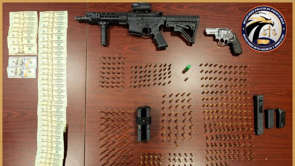  Arresto y armas ocupadas mediante allanamiento en Ponce 