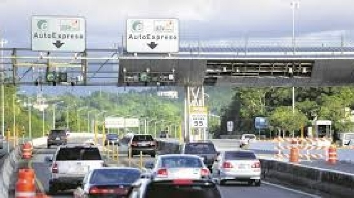 Presentan medida tripartita para eliminar multa de AutoExpreso