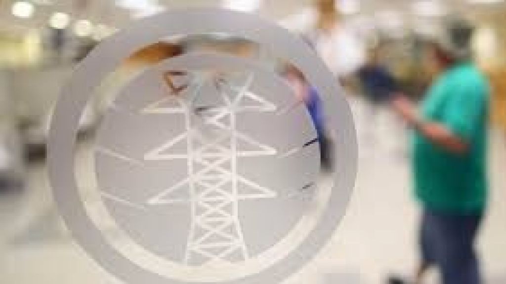  Energ&iacute;a El&eacute;ctrica salda pr&eacute;stamo de $300 millones con el gobierno central 