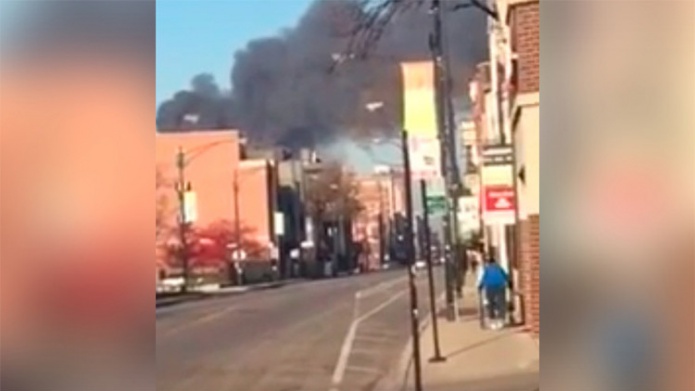 Video: Gran incendio y explosiones en una fÃ¡brica de Chicago