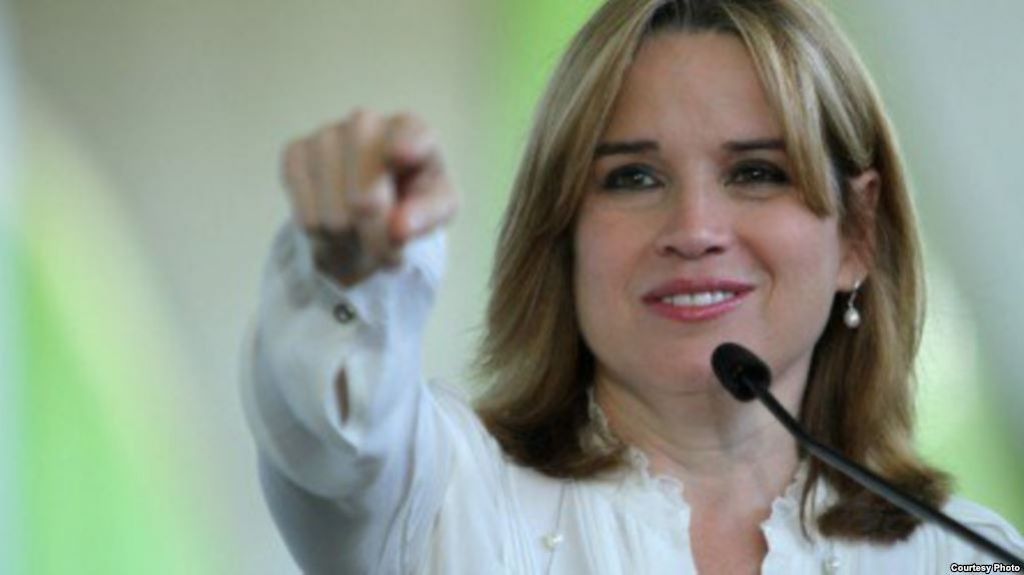  Alcaldesa de San Juan revisa plan de emergencia debido a las fuertes lluvias que se esperan para la semana 