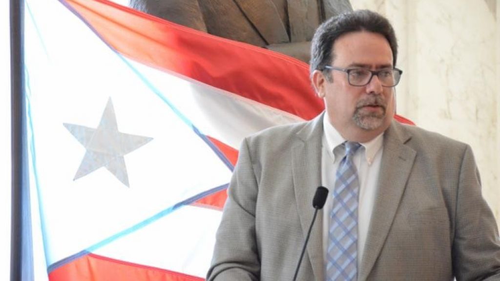  Denis M&aacute;rquez cuestiona aprobaci&oacute;n de proyecto para crear la Ley de transparencia y acceso a informaci&oacute;n 