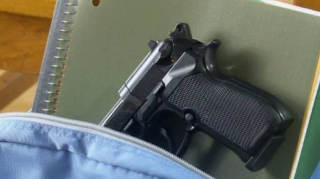  Solicitan a Educaci&oacute;n un informe sobre la cantidad de estudiantes sorprendidos con armas en las escuelas en los &uacute;ltimos cinco a&ntilde;os 