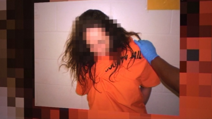 Una vÃ­ctima de violaciÃ³n pasa un mes en la cÃ¡rcel en Texas