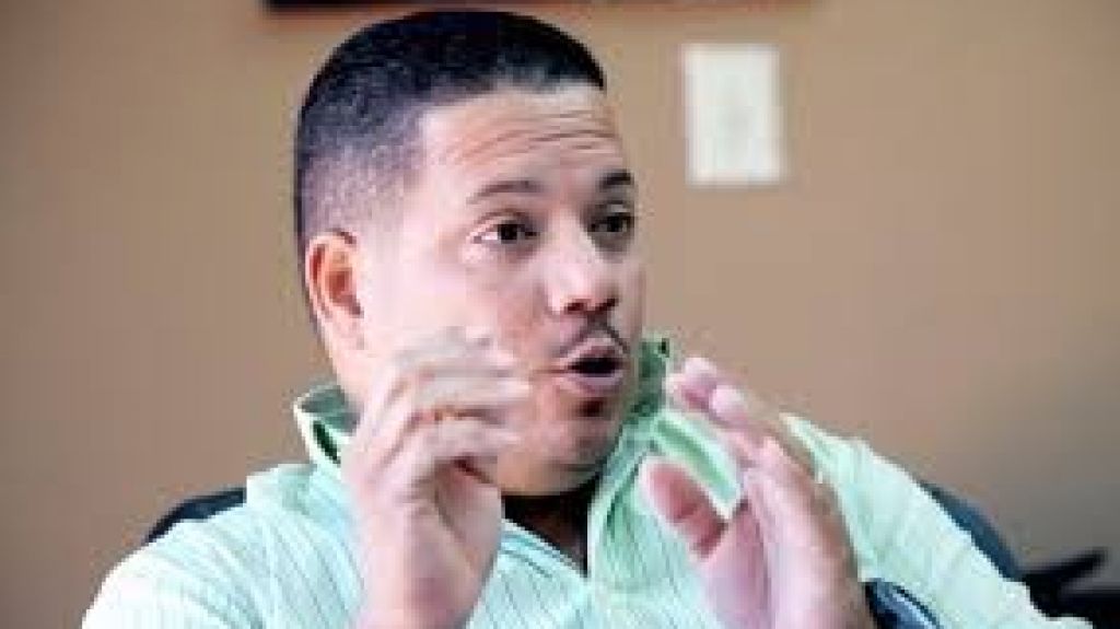  Cuestionan alquiler de &ldquo;bacha&rdquo; para llevar carga a Vieques y Culebra 