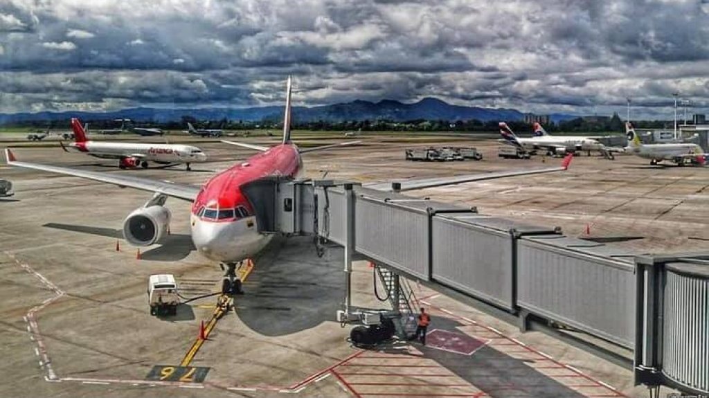  Se reanudan a partir de ma&ntilde;ana vuelos directos de Avianca entre San Juan y Bogot&aacute; 