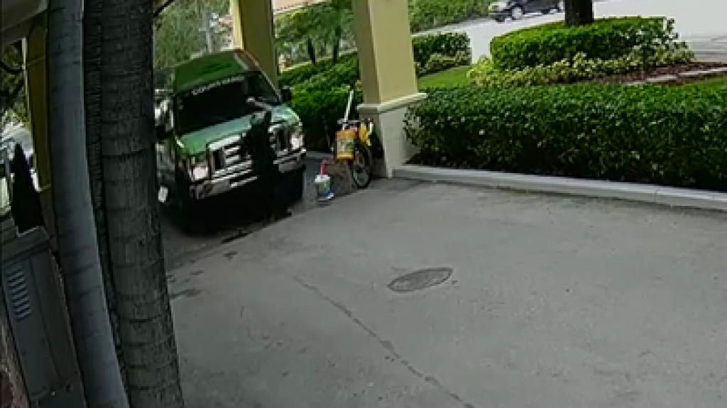  Video:&nbsp;Quiso impedir un robo en un hotel de Miami y muri&oacute; atropellado por el ladr&oacute;n 