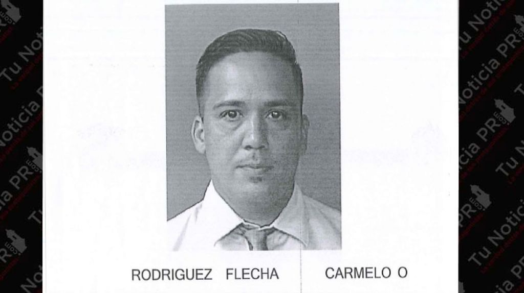  De camisa elegante y corbata, pero hoy fue acusado por violar a su hija de 6 a&ntilde;os en San Juan 