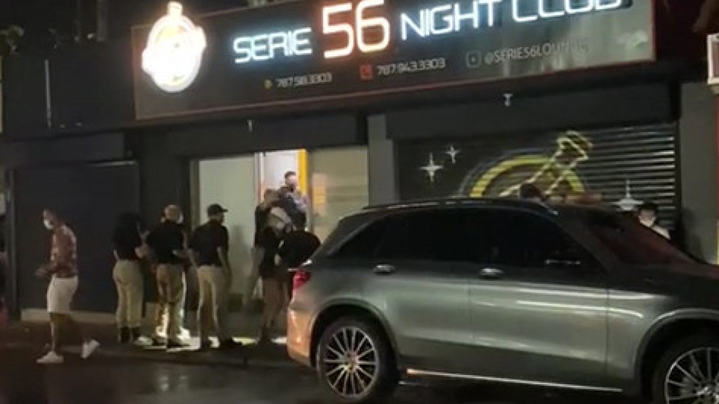  En video momento en que &ldquo;Pillan&rdquo; una barber&iacute;a y una &ldquo;Barra&rdquo; en Barrio Obrero operando anche fuera del &ldquo;Toque de Queda&rdquo; 