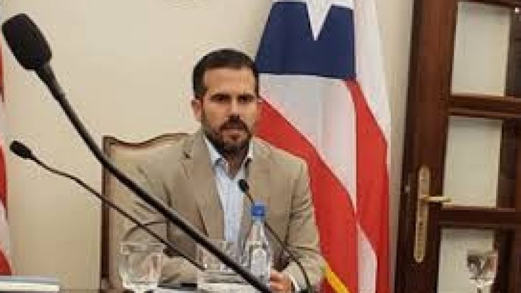  Gobernador anuncia quinto pago por ajuste salarial a miembros del Negociado de la Polic&iacute;a 