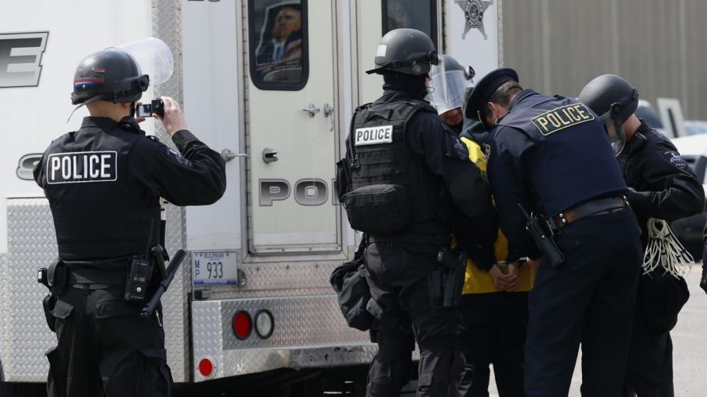  Dos puertorrique&ntilde;os demandan a la ciudad de Chicago por brutalidad policial 