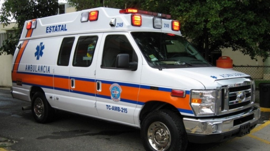  Desalojan tres escuelas en Toa Alta por olores objetables que provocaron malestar en estudiantes y maestros 