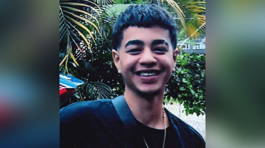  Buscan a adolescente de 17 a&ntilde;os desaparecido en Dorado 