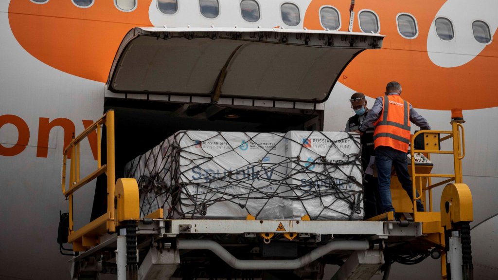  Venezuela recibe su primer lote de vacunas contra el coronavirus 