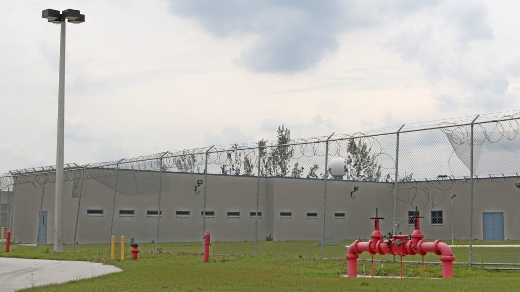  Liberan a mujer de prisi&oacute;n de Georgia del grupo que denunci&oacute; abusos de ICE 