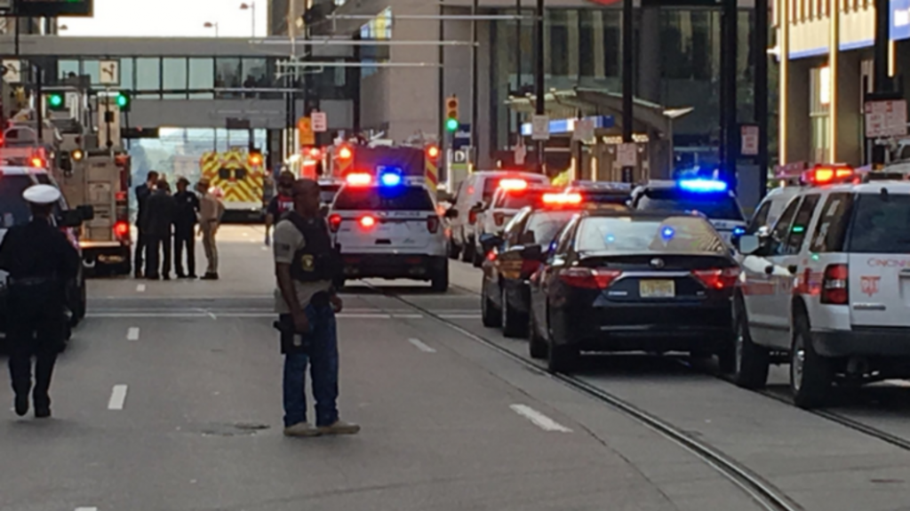  Dos muertos y cinco heridos tras un tiroteo en Cincinnati,Ohio 