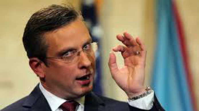 Gobernador afirma que los dos mil millones hallados por Hacienda "no es dinero que existe"