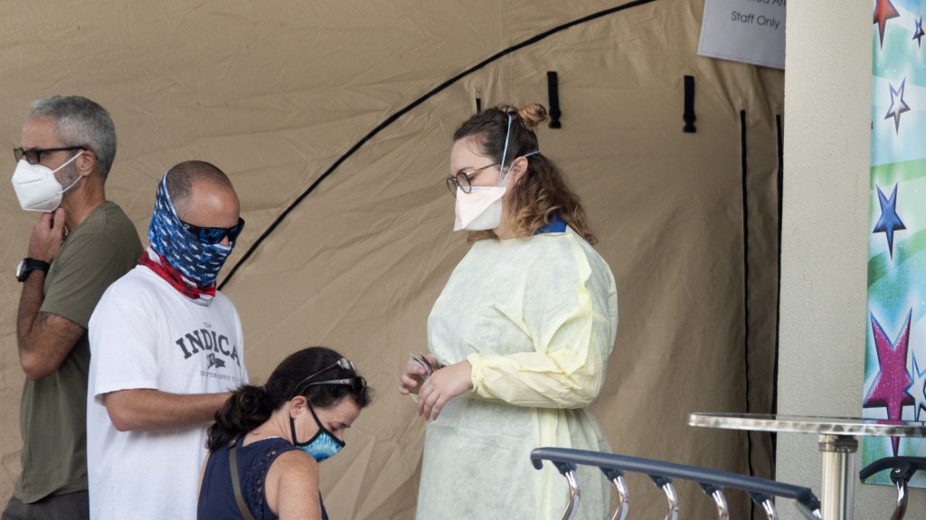  EEUU se acerca a los 12 millones de contagiados por covid-19 