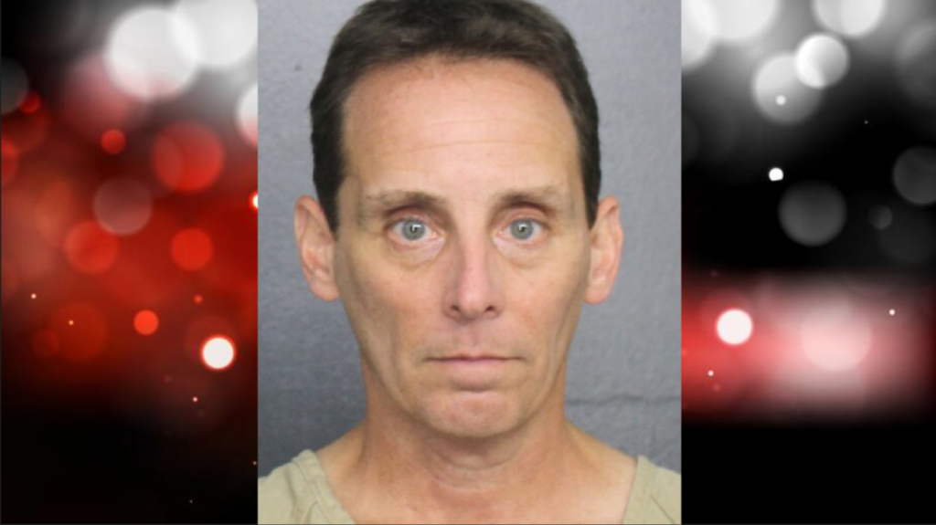  Sin fianza pediatra arrestado en EEUU por posesi&oacute;n de pornograf&iacute;a infantil en Florida 