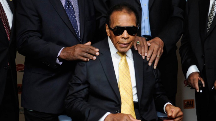 La hija de Muhammad Ali publica la Ãºltima imagen de su padre con vida