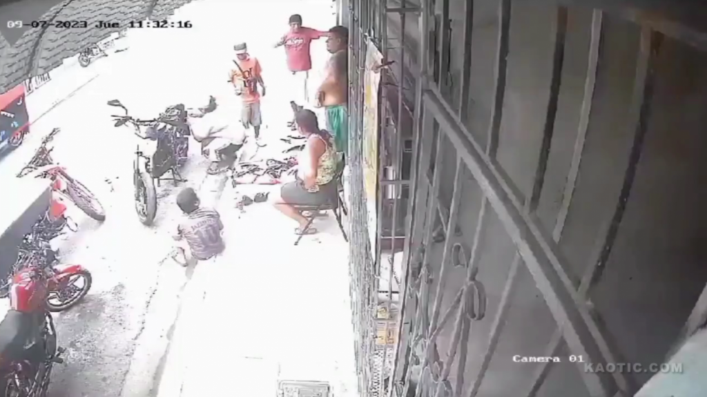  Video: Cámara capta masacre en Ecuador donde murió un niño de 11 años 