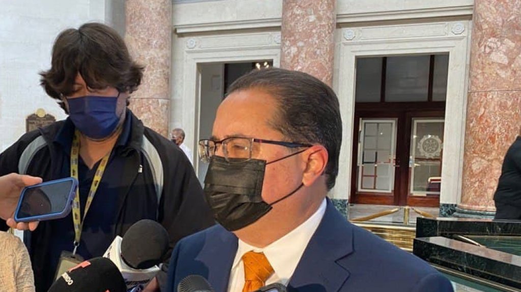  El juez D&iacute;az Rever&oacute;n no debe ser inhabilitado como aspirante al Tribunal de Apelaciones por ser esposo de Wanda V&aacute;zquez, dice presidente del Senado 