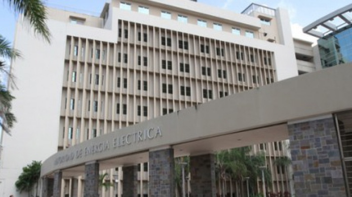 Departamento de  Justicia Allana oficinas de A.E.E.