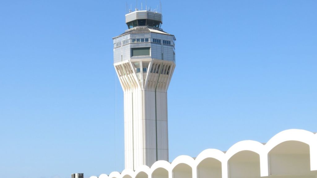  Se reporta derrame de combustible en la pista del Aeropuerto Luis Mu&ntilde;oz Mar&iacute;n 