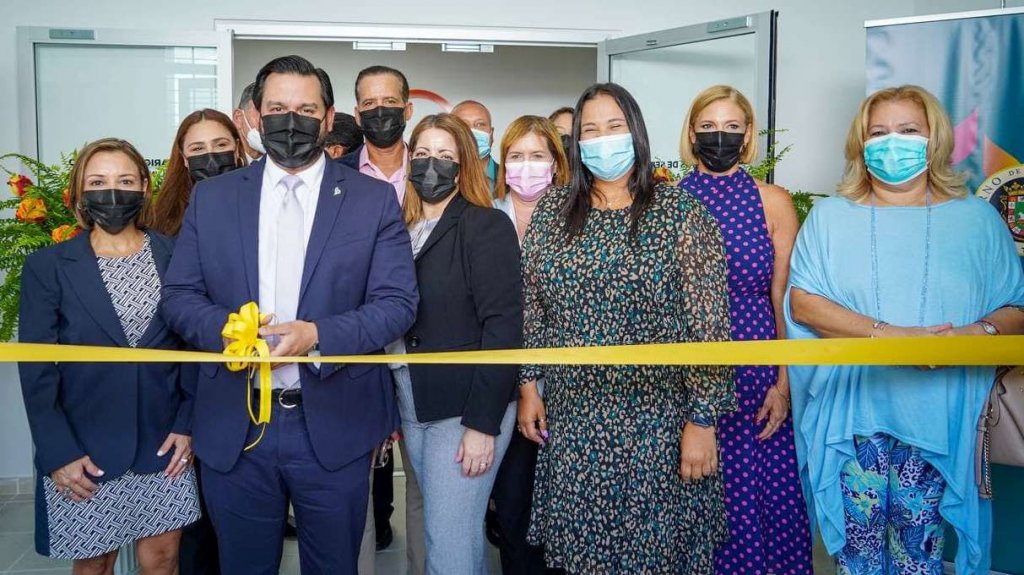  Inauguran oficina regional del departamento de la Vivienda en Caguas 